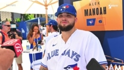 Lanzador cubano finalista al novato del año de la MLB