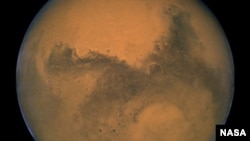 Marte tendría depósitos de agua y de hielo bajo su superficie.