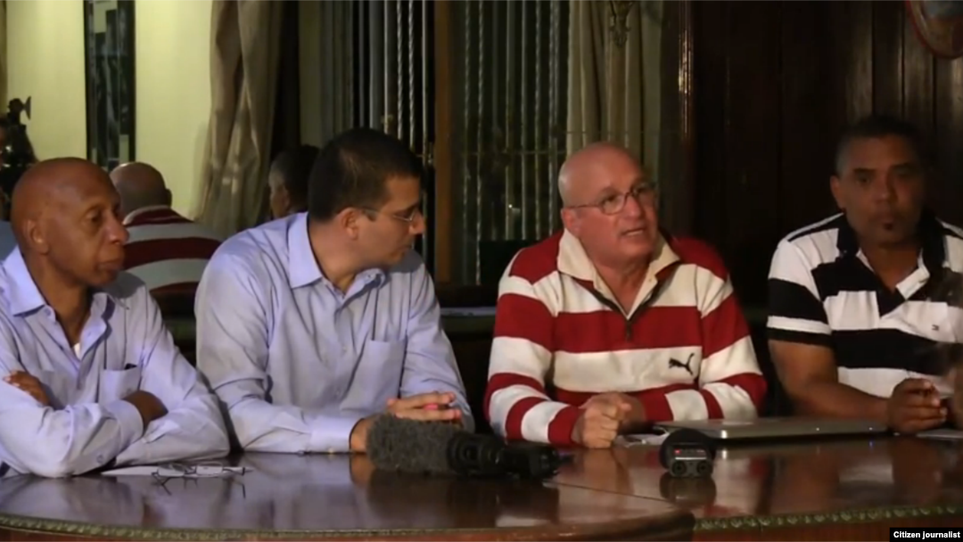 Reporta Cuba. Estado de Sats, conferencia de prensa. Guillermo Fariñas, Antonio Rodiles, Félix Navarro y Ángel Moya (de izq. a der.).