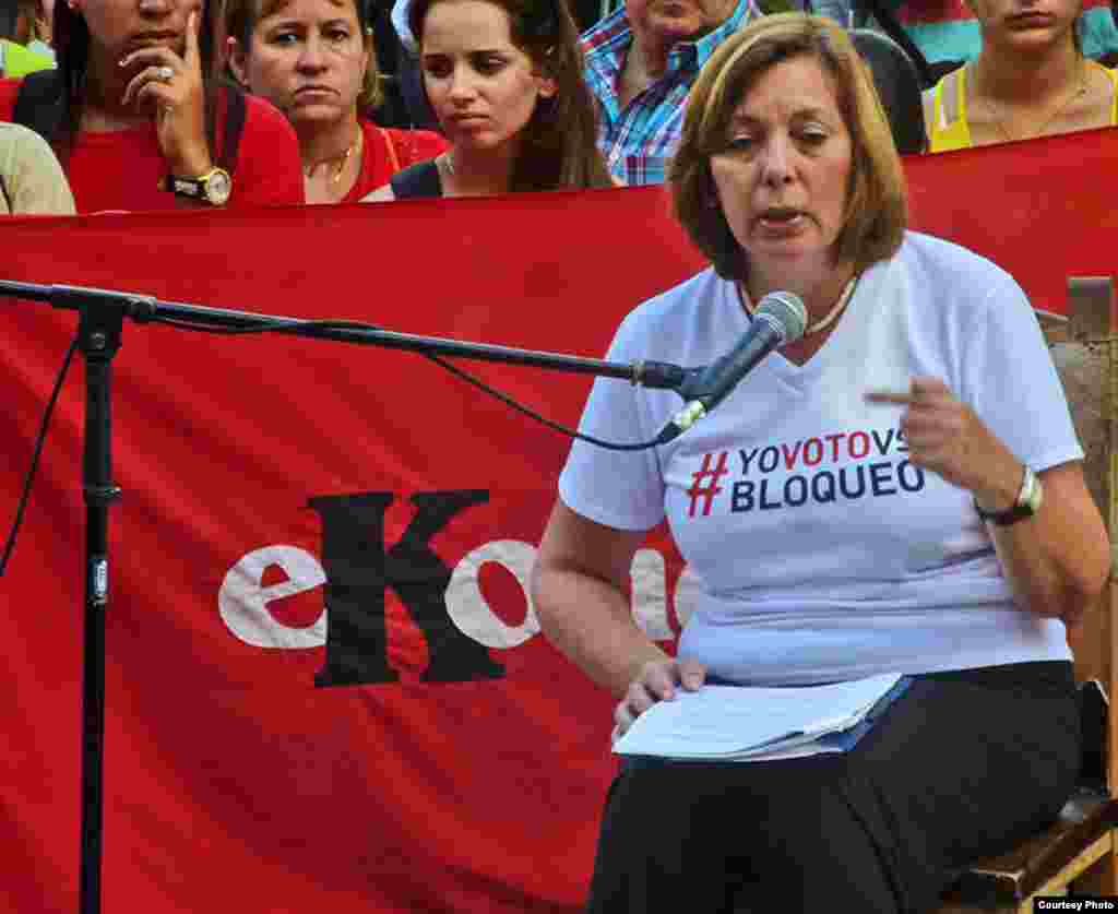 Josefina Vidal en la Universidad de La Habana