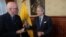 El presidente de Ecuador Guillermo Lasso recibiendo al Dr. Orlando Gutiérrez Boronat, coordinador de la Asamblea de la Resistencia Cubana, en Quito, Ecuador.