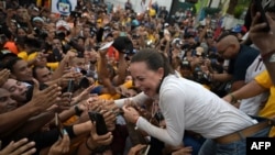 La opositora María Corina Machado en un acto de campaña en Maracaibo, Venezuela, el 2 de mayo. ( JUAN BARRETO/AFP)