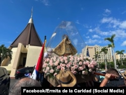 FOTO ARCHIVO. Procesión de la Virgen de la Caridad en Miami. (Foto: Facebook/Ermita de la Caridad)