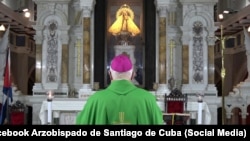 El arzobispo de Santiago de Cuba, monseñor Dionisio García Ibáñez