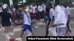 Enfrentamiento entre jóvenes en los alrededores de la Finca de los Monos, en La Habana.