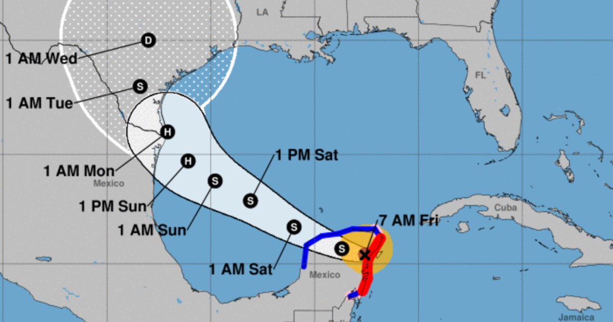 Beryl tocó tierra al norte de Tulum, México, como huracán categoría 2