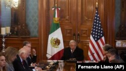 El presidente mexicano, Andrés Manuel López Obrador, en un encuentro con el secretario de Estado estadounidense, Antony Blinken, en Ciudad de México, el miércoles 27 de diciembre de 2023. (AP Foto/Fernando Llano)