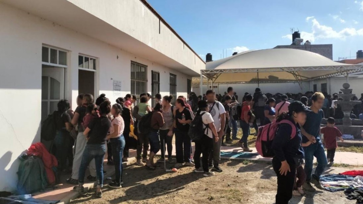 Hallan a más de 200 migrantes hacinados en una casa en Puebla, México,  entre ellos varios cubanos