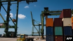 Imagen tomada en la terminal de contenedores del puerto de Mariel.