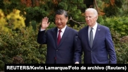 El presidente chino Xi Jinping y el presidente estadounidense Joe Biden en la finca Filoli, en Woodside, California, EE. UU., 15 de noviembre de 2023. REUTERS/Kevin Lamarque/Foto de archivo