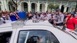 Atacado frente a su casa padre de menor preso del 11J