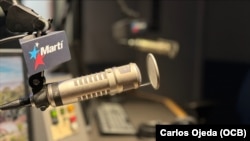 Uno de los estudios de Radio Martí, en la Oficina de Transmisiones a Cuba, en Miami.