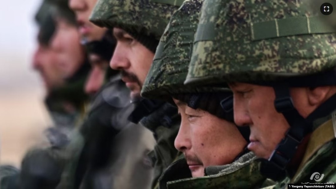 Los rusos movilizados, el territorio Trans-Baikal, Chita, Rusia, el 7 de octubre de 2022.