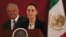 Claudia Sheinbaum en una conferencia de prensa con el presidente mexicano Andrés Manuel López Obrador