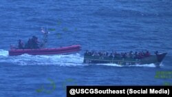 Guandia Costera de EEUU intercepta una embarcación con balseros cubanos a bordo. (Foto: @USCGSoutheast/X)