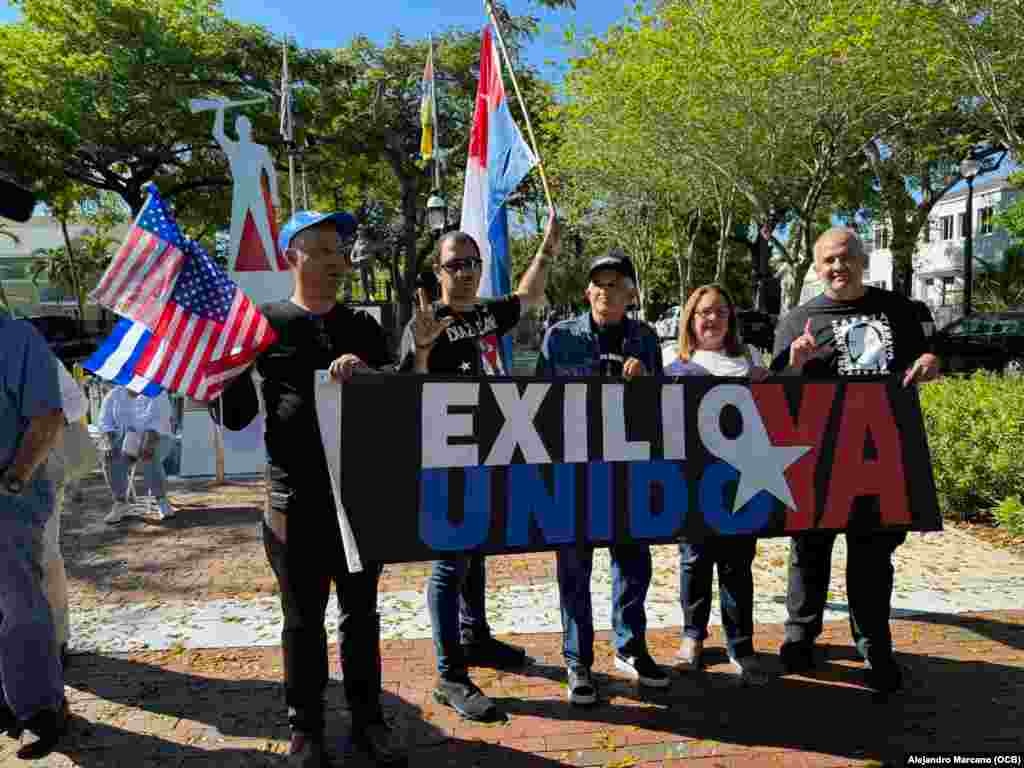 Caminata en Miami en apoyo a los cubanos que protestaron el 17M