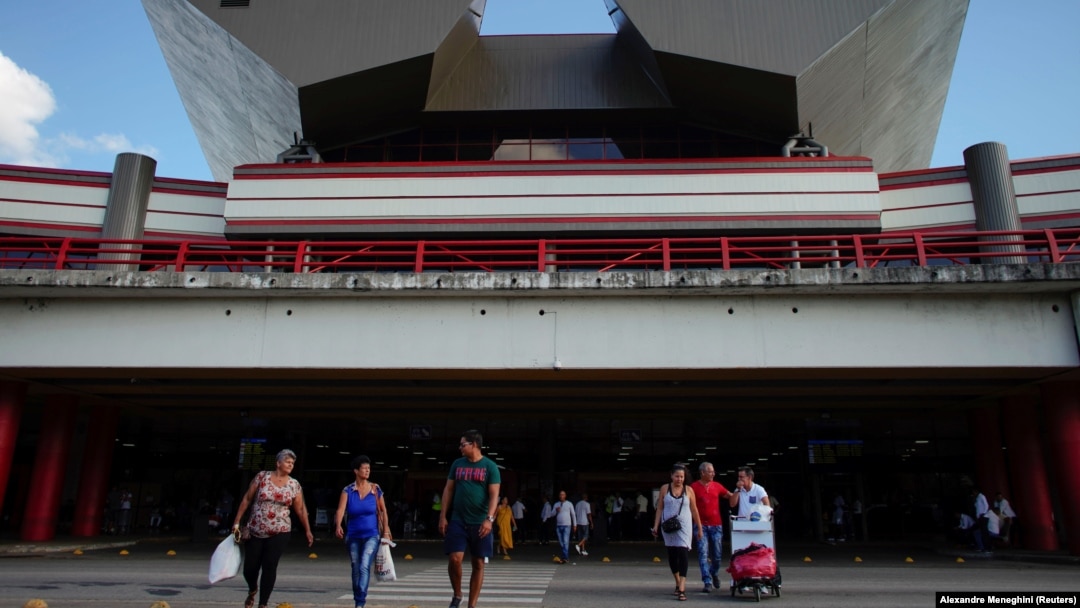 Entrada del aeropuerto José Martí, en La Habana. (REUTERS/Alexandre Meneghini)