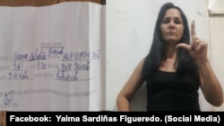 Citación entregada por la Seguridad del Estado a la activista Yaima Sardiñas Figueredo.