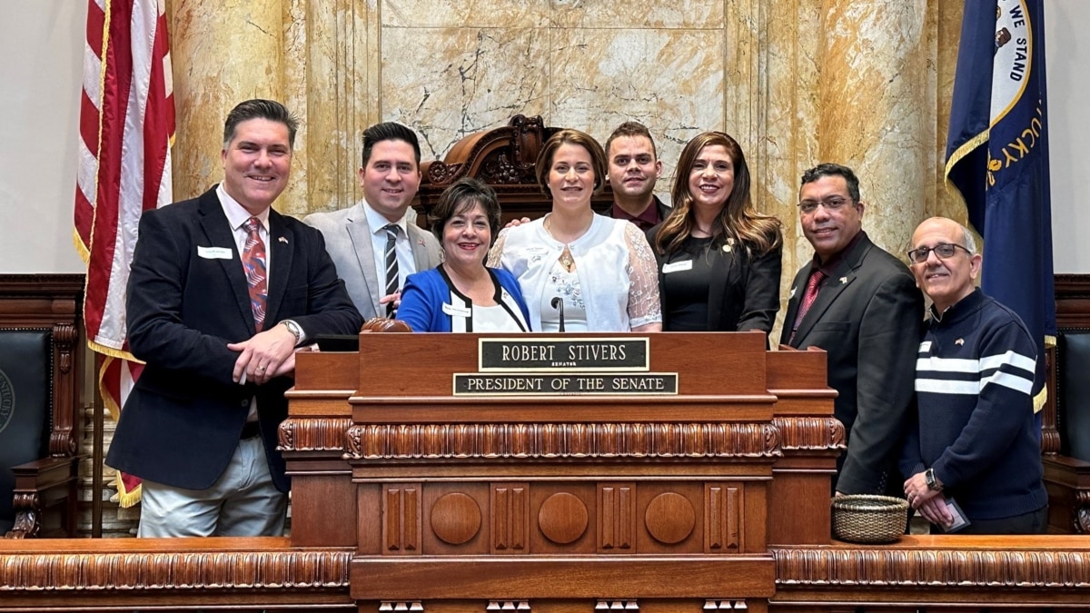 Senado de Kentucky celebra aporte de comunidad cubana y condena