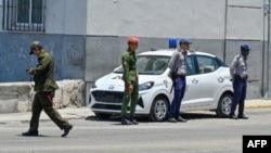 Foto Archivo. Un operativo policial en La Habana. La primera reunión del Foro Permanente de Derechos Humanos en Cuba fue frustrado por las autoridades el 15 de febrero de 2024.