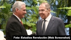Miguel Díaz-Canel recibe a Serguei Lavrov durante su novena visita a La Habana