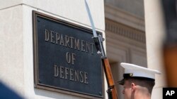 El Departamento de Defensa en Arlington, Virginia, en las afueras de Washington, el 19 de abril de 2019. (AP/Alex Brandon).