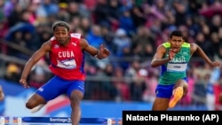 Yoao Illas fue uno de los cubanos que se sumó a la estampida en los Juegos Panamericanos de Santiago de Chile (AP/Natacha Pisarenko)