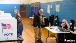 ARCHIVO - Votación en Detroit, Michigan, en las primarias del 27 de febrero de 2024. (Reuters)