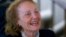 Mirta Díaz-Balart durante uno de sus viajes a Cuba el 14 de noviembre de 2008. (AP Photo/Ismael Francisco/Prensa Latina)