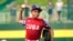 Edgar Torrez (7) de Cuba hace un lanzamiento contra Japón durante la quinta entrada de un juego de béisbol en el torneo de la Serie Mundial de Pequeñas Ligas en South Williamsport, Pensilvania. (AP/Tom E. Puskar)