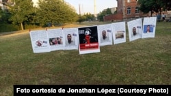 Cubanos en Alemania protestan piden libertad para presos políticos en la isla. (Foto cortesía de Jonathan López)