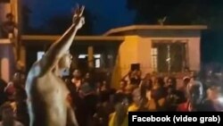 Protesta en Caimanera. (Captura de video/Facebook)