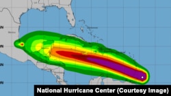 Proyecciones de viento, del 1 de julio al 6 de julio, del Centro Nacional de Huracanes de EEUU. El ojo del huracán permanece en la región al sur de Cuba, pero sus vientos afectarían a la isla. 