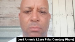 El activista José Antonio López Piña vive en El Cristo, Santiago de Cuba, una localidad con muy pocas opciones recreativas, según dijo.