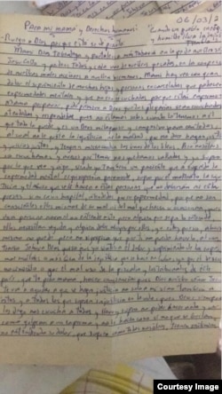 Carta enviada a su madre desde prisión por el preso político Adel de la Torre Hernández.