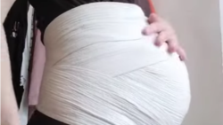 Falso: En Ucrania las mujeres aprenden a elaborar vientres falsos para evitar la movilización