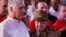 Miguel Díaz-Canel junto a Raúl Castro, en julio de 2025. (REUTERS/Alexandre Meneghini/Archivo)