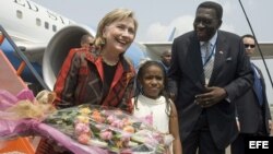 La secretaria de estado de EE.UU., Hillary Clinton, fue objeto de un cálido recibimiento cuando visitó Angola en 2009.