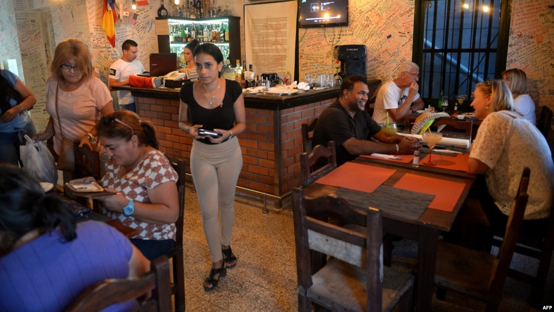 Vista del restaurante "Los Draquesitos" en La Habana.