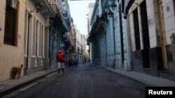 Calles vacías en La Habana en un 1ro de Mayo bajo restricciones por el COVID-19. REUTERS/Alexandre Meneghini