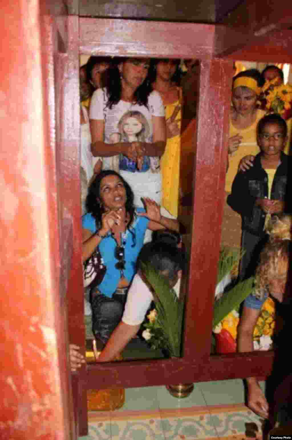 La Virgen de la Caridad recorre Cuba