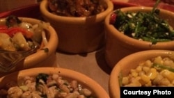 Guisos para quesadillas, en el restaurant Pujols, del chef mexicano Enrique Olvera.