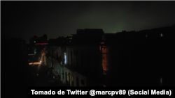 Internautas publicaron imágenes de apagón general en La Habana. 