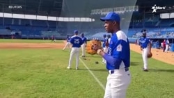 Info Martí | Jugar pelota en libertad: el sueño de beisbolistas cubanos
