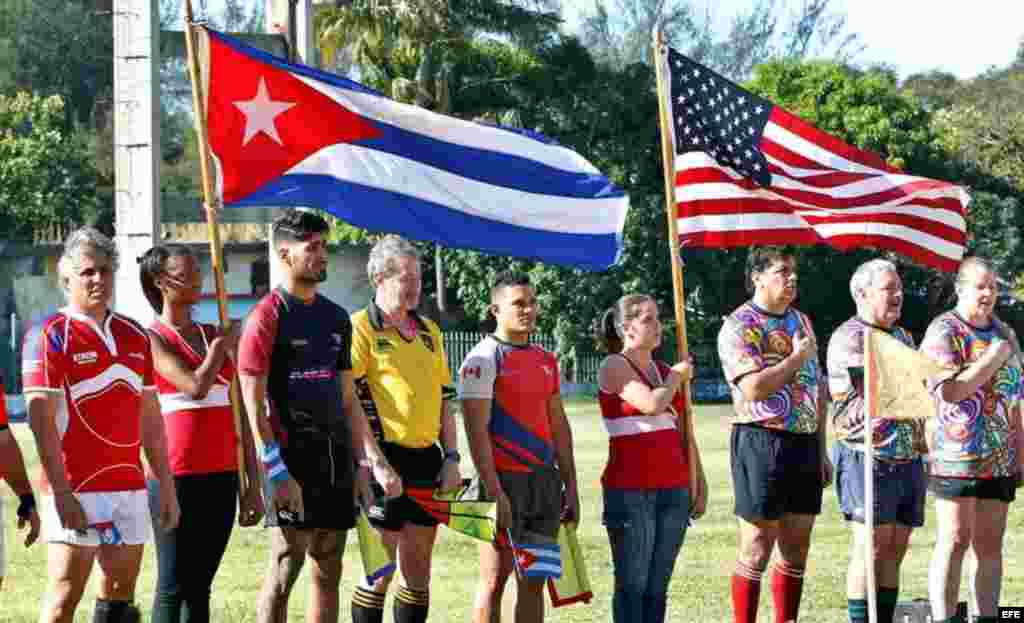 Un grupo de 22 jugadores aficionados de clubes de Washington y de Miami, además de unos 30 aficionados cubanos que practican el deporte en la isla caribeña, formaron parte del encuentro de Rugby por la Paz, organizado por la organización argentina Rugby Sin Fronteras. &nbsp;