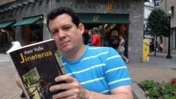 1800 Online con los escritores cubanos Amir Valle y Armando Añel