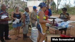 Venta de alimentos en la localidad de Cubitas, tras el paso del huracán Irma. (Foto: Radio Cubitas)