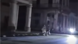 Los apagones se intensifican en La Habana y el resto del país, coincidiendo con la parálisis del transporte y escuelas