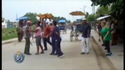 Machete en mano contra activistas de la UNPACU que repartían volantes