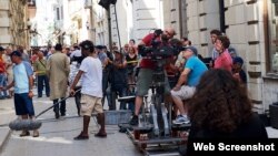 Filmación en La Habana Vieja. (Foto: CIN)